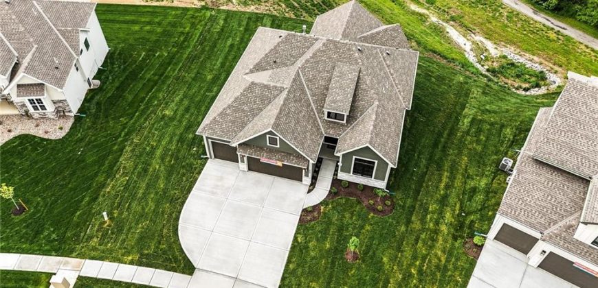 Homes for Sale in Kansas City, MO 64155 | 1510 NW 106th Terrace