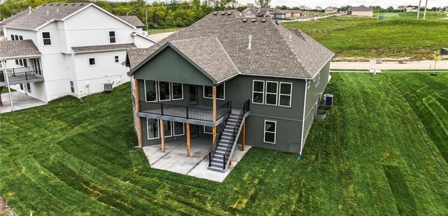 Homes for Sale in Kansas City, MO 64155 | 1510 NW 106th Terrace