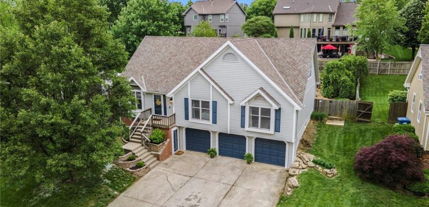 Homes for Sale in Liberty, MO 64068 | 1201  Wellington Way