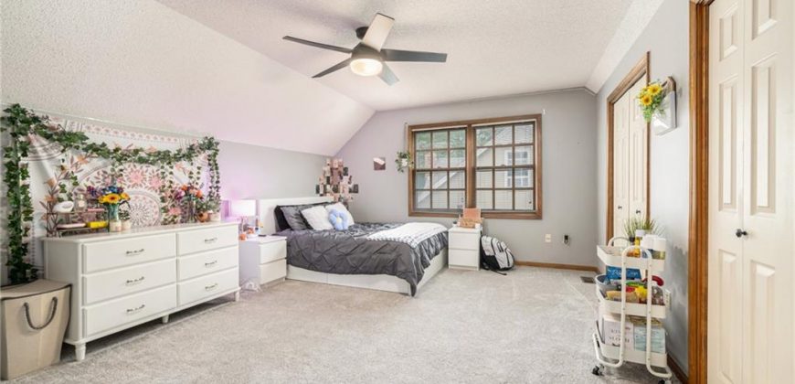Homes for Sale in Liberty, MO 64068 | 1201  Wellington Way