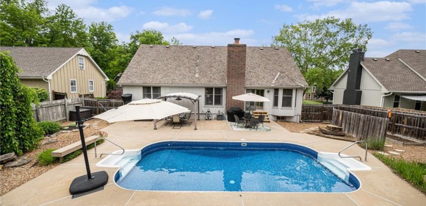 Homes for Sale in Liberty, MO 64068 | 1201  Wellington Way