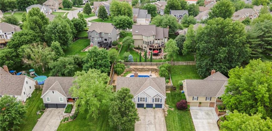 Homes for Sale in Liberty, MO 64068 | 1201  Wellington Way