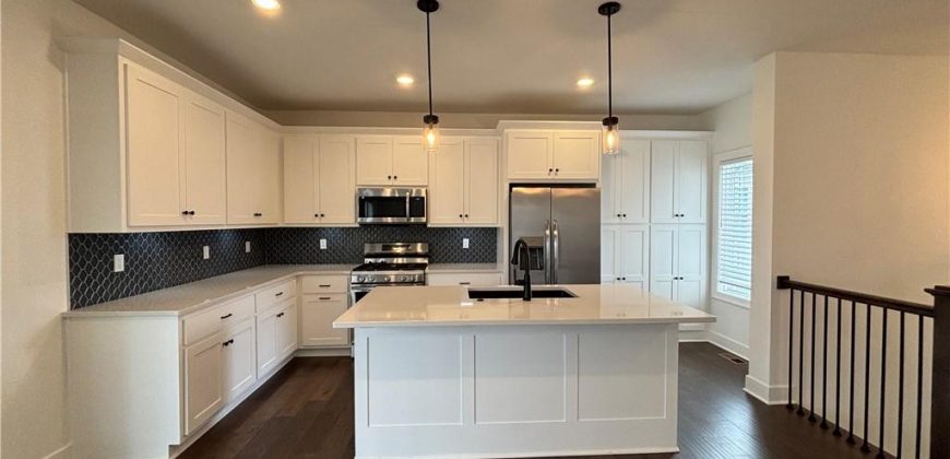 Homes for Sale in Kansas City, MO 64155 | 637 NW 109th Terrace