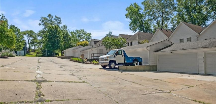 Homes for Sale in Kansas City, MO 64155 | 8416 N Park Court
