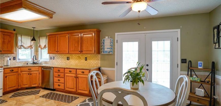 Homes for Sale in Smithville, MO 64089 | 101  Shasta Daisy Drive