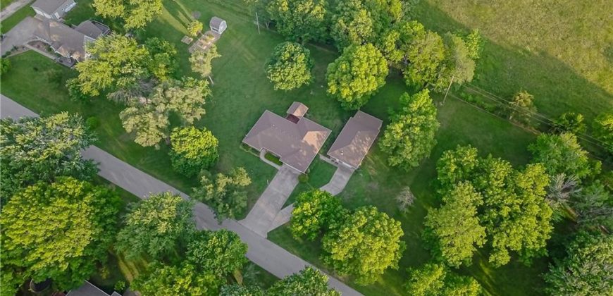 Homes for Sale in Smithville, MO 64089 | 607  SUNSET Drive