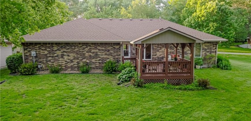 Homes for Sale in Smithville, MO 64089 | 607  SUNSET Drive