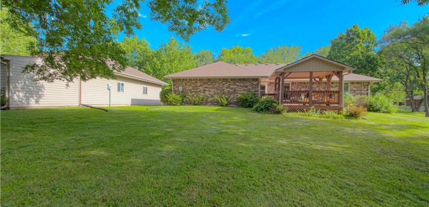 Homes for Sale in Smithville, MO 64089 | 607  SUNSET Drive