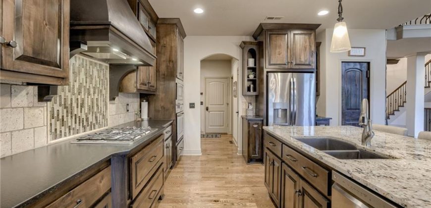Homes for Sale in Kansas City, MO 64155 | 2819 NE 102nd Terrace