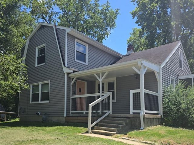Homes for Sale in Kansas City, MO 64116 | 707 NE Russell Road