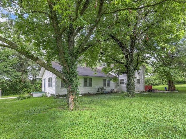 Homes for Sale in Excelsior Springs, MO 64024 | 25810  H Highway