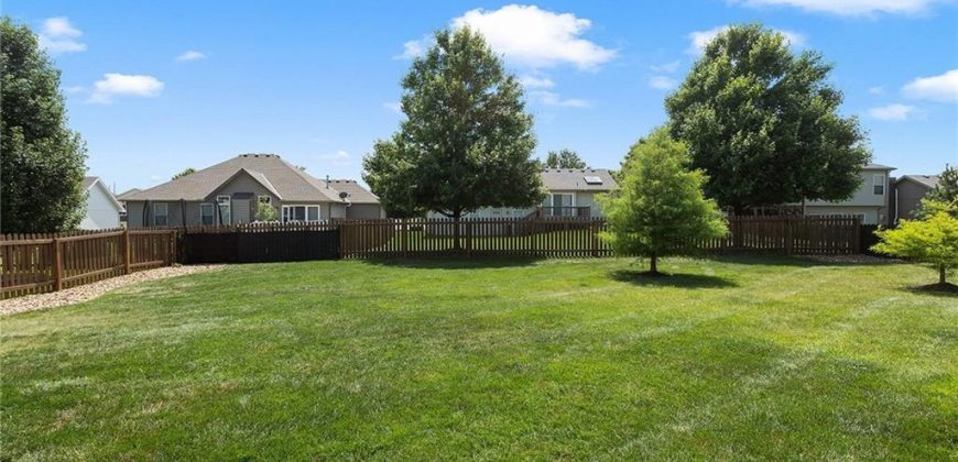 Homes for Sale in Kansas City, MO 64156 | 9008 N MERSINGTON Avenue