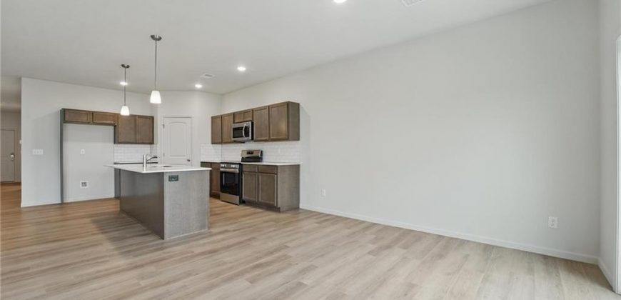 Homes for Sale in Kansas City, MO 64154 | 3028 NW 95th Terrace