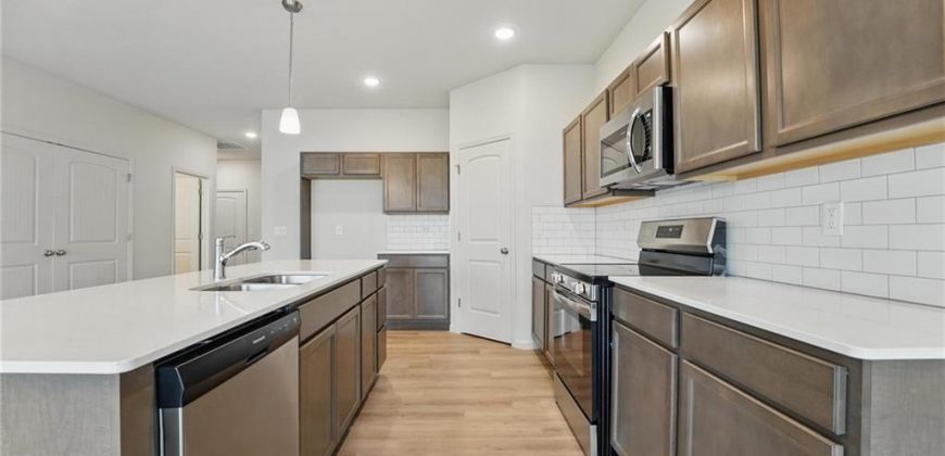 Homes for Sale in Kansas City, MO 64154 | 3028 NW 95th Terrace