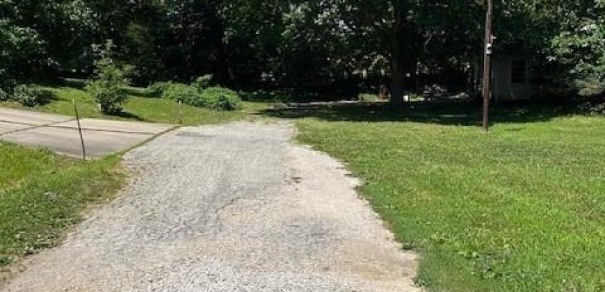 Homes for Sale in Smithville, MO 64089 | 304 & 309  4th Street