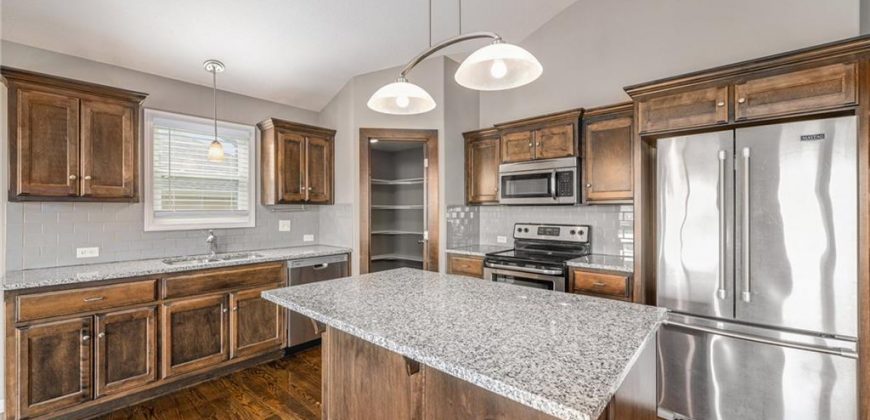 Homes for Sale in Kansas City, MO 64165 | 1603 NE 124th Terrace