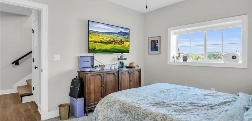 Homes for Sale in Smithville, MO 64089 | 16740 N Dundee Road