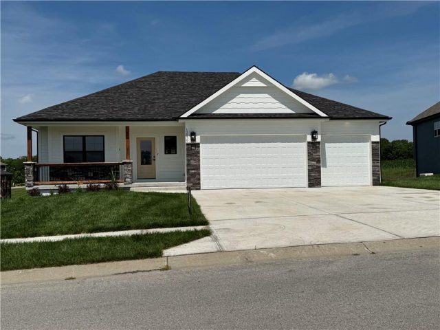 Homes for Sale in Platte City, MO 64079 | 12870 N Champanel Way