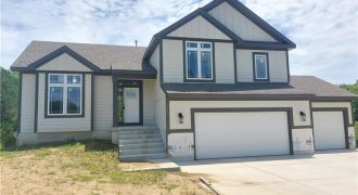Homes for Sale in Kansas City, MO 64152 | 7515 N Everton Avenue