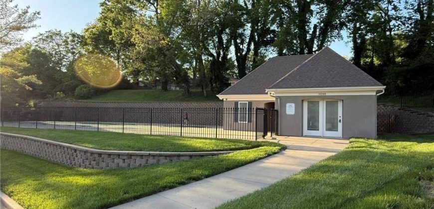 Homes for Sale in Parkville, MO 64152 | 10505 NW River Hills Drive