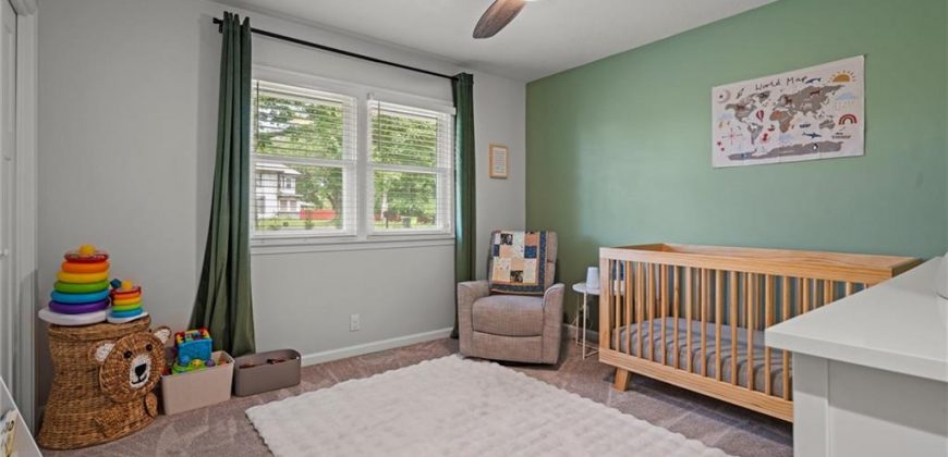 Homes for Sale in Oakwood, MO 64118 | 435 NE Post Oak Lane