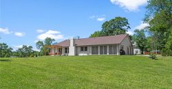 Homes for Sale in Oakwood, MO 64118 | 435 NE Post Oak Lane