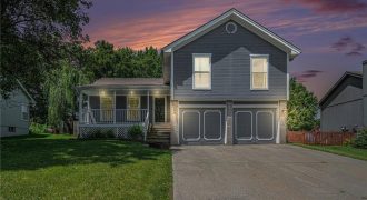 Homes for Sale in Smithville, MO 64089 | 412  Fletcher Drive
