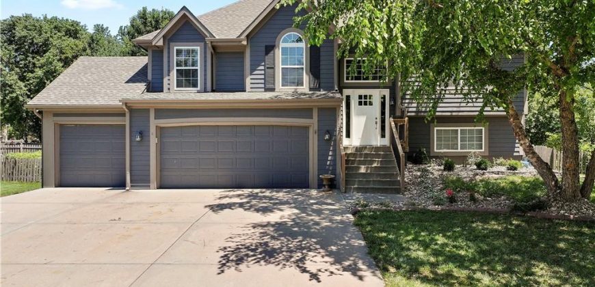 Homes for Sale in Kansas City, MO 64157 | 11025 N Tullis Court