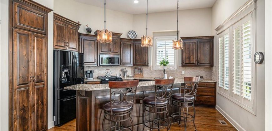 Homes for Sale in Parkville, MO 64152 | 6130  Lime Stone Court