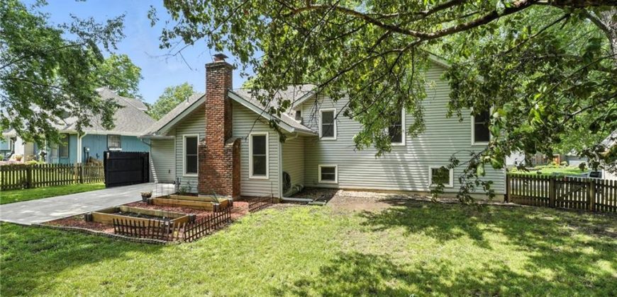 Homes for Sale in Kansas City, MO 64155 | 9617 N Lydia Street