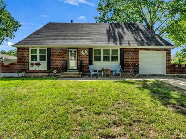Homes for Sale in Kansas City, MO 64119 | 5728 N DENVER Avenue