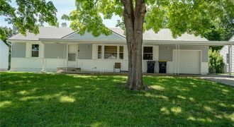 Homes for Sale in Kansas City, MO 64117 | 4222 N Chelsea Avenue