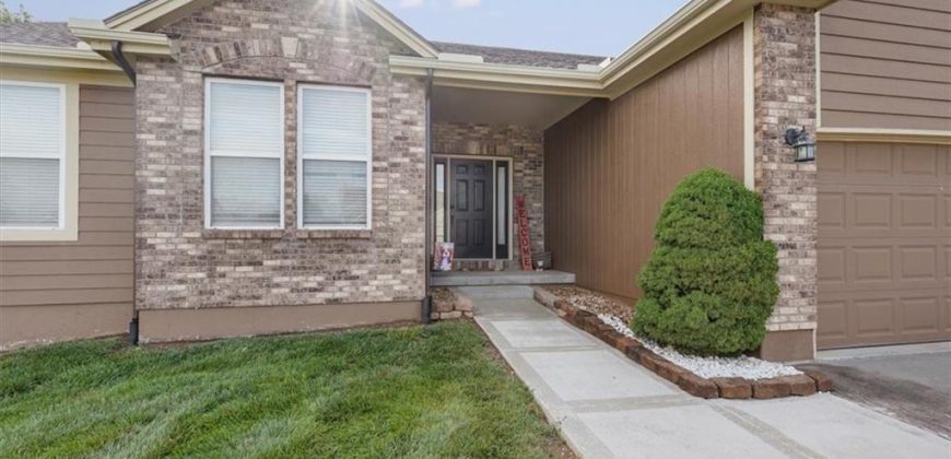 Homes for Sale in Kearney, MO 64060 | 801  Englewood Drive