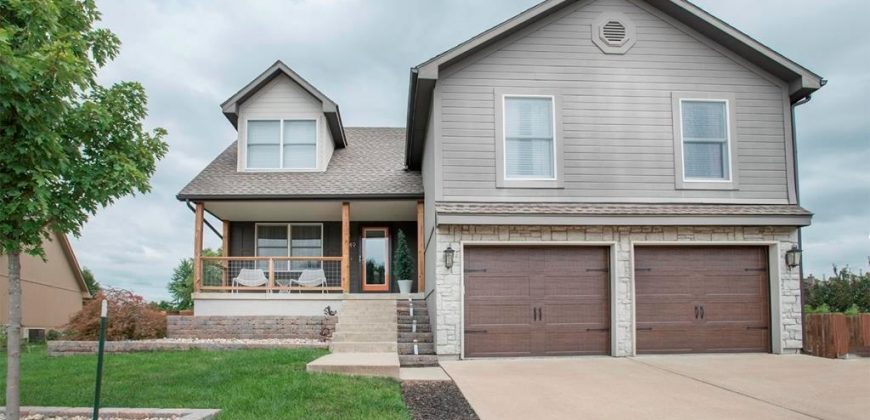 Homes for Sale in Kansas City, MO 64158 | 7549 N Tullis Avenue