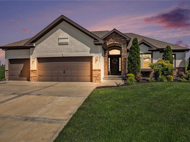 Homes for Sale in Platte City, MO 64079 | 12935 N Bayberry Street