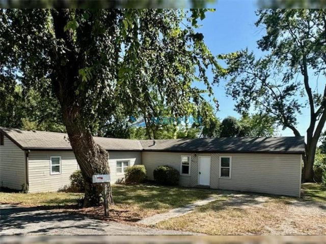 Homes for Sale in Pleasant Valley, MO 64068 | 8217  Rose Street