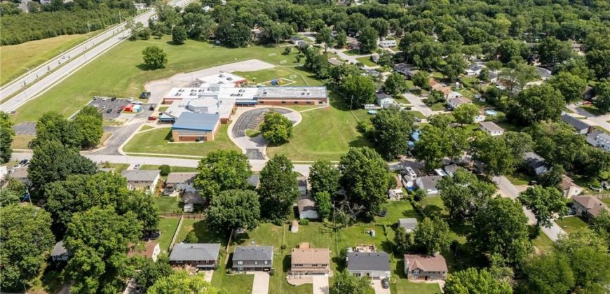 Homes for Sale in Kansas City, MO 64119 | 5032 NE 57th Terrace
