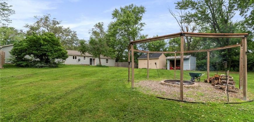 Homes for Sale in Parkville, MO 64152 | 7423 NW Locust Drive