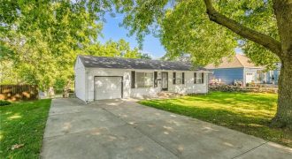 Homes for Sale in Gladstone, MO 64118 | 6101 N Michigan Avenue