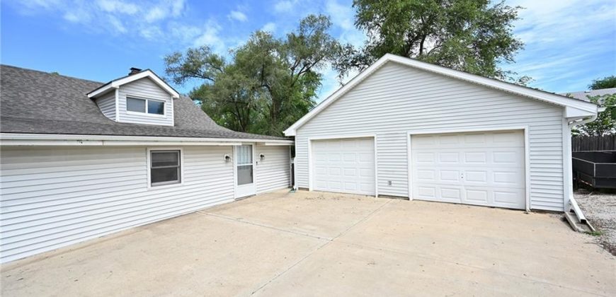 Homes for Sale in Ferrelview, MO 64163 | 301 N Chester Avenue