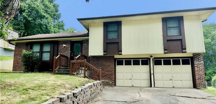 Homes for Sale in Kansas City, MO 64151 | 6110 NW 51st Terrace