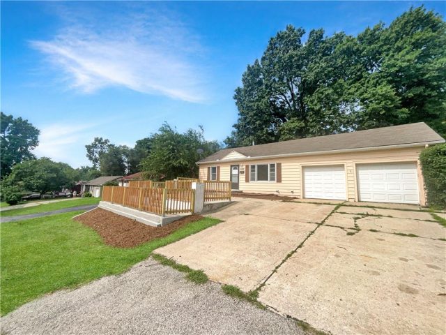 Homes for Sale in Kansas City, MO 64119 | 4958 N Lister Avenue