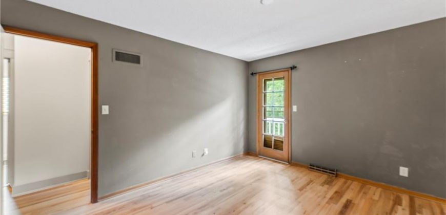 Homes for Sale in Kansas City, MO 64118 | 1406 NE 52nd Terrace