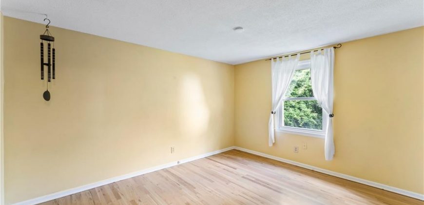 Homes for Sale in Kansas City, MO 64118 | 1406 NE 52nd Terrace