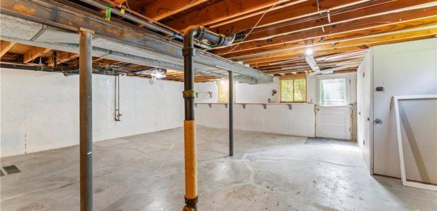 Homes for Sale in Kansas City, MO 64118 | 1406 NE 52nd Terrace