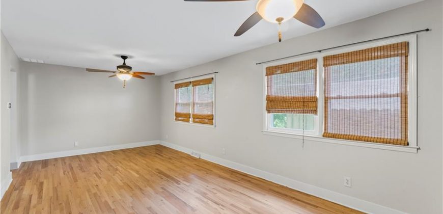 Homes for Sale in Kansas City, MO 64118 | 1406 NE 52nd Terrace