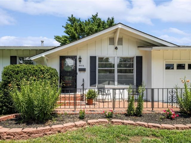 Homes for Sale in Kansas City, MO 64119 | 4412 NE 49th Terrace