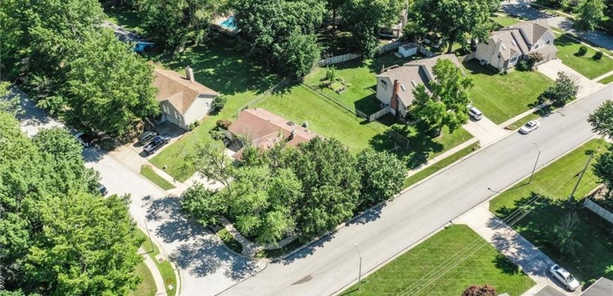 Homes for Sale in Kansas City, MO 64151 | 5601 NW Platte Purchase Drive