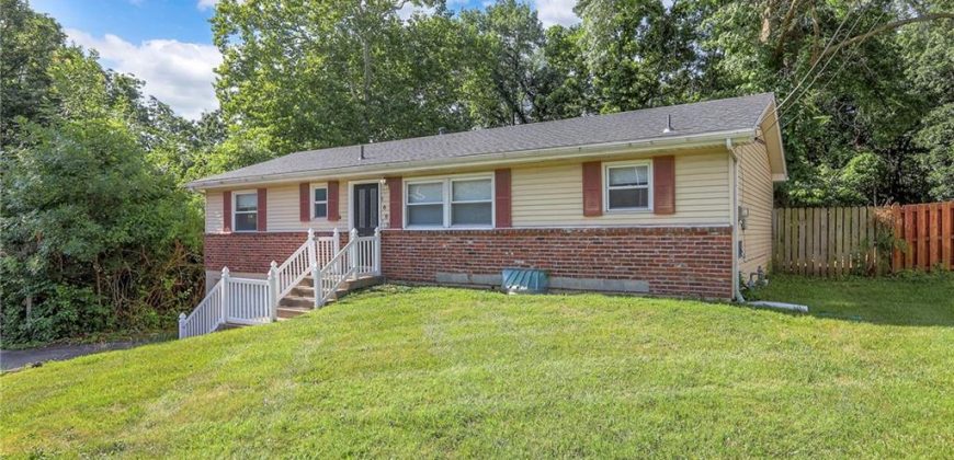 Homes for Sale in Gladstone, MO 64118 | 1605 NE 72ND Street