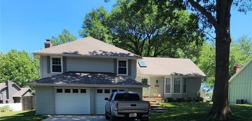 Homes for Sale in Kansas City, MO 64155 | 9623 N WAYNE Avenue
